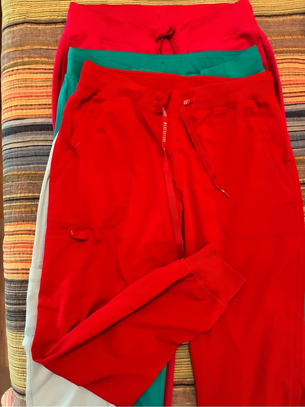 Bundle Set of 6 Pairs Medcouture & Mandala Scrubs Bottoms Joggers - Picture 10 of 13
